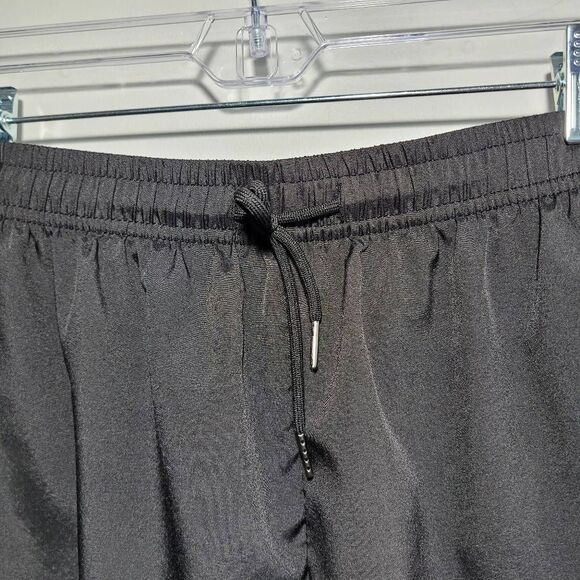 Black athletic shorts drawstring elastic‎ waist workout yoga athleisure neutral - Picture 4 of 9